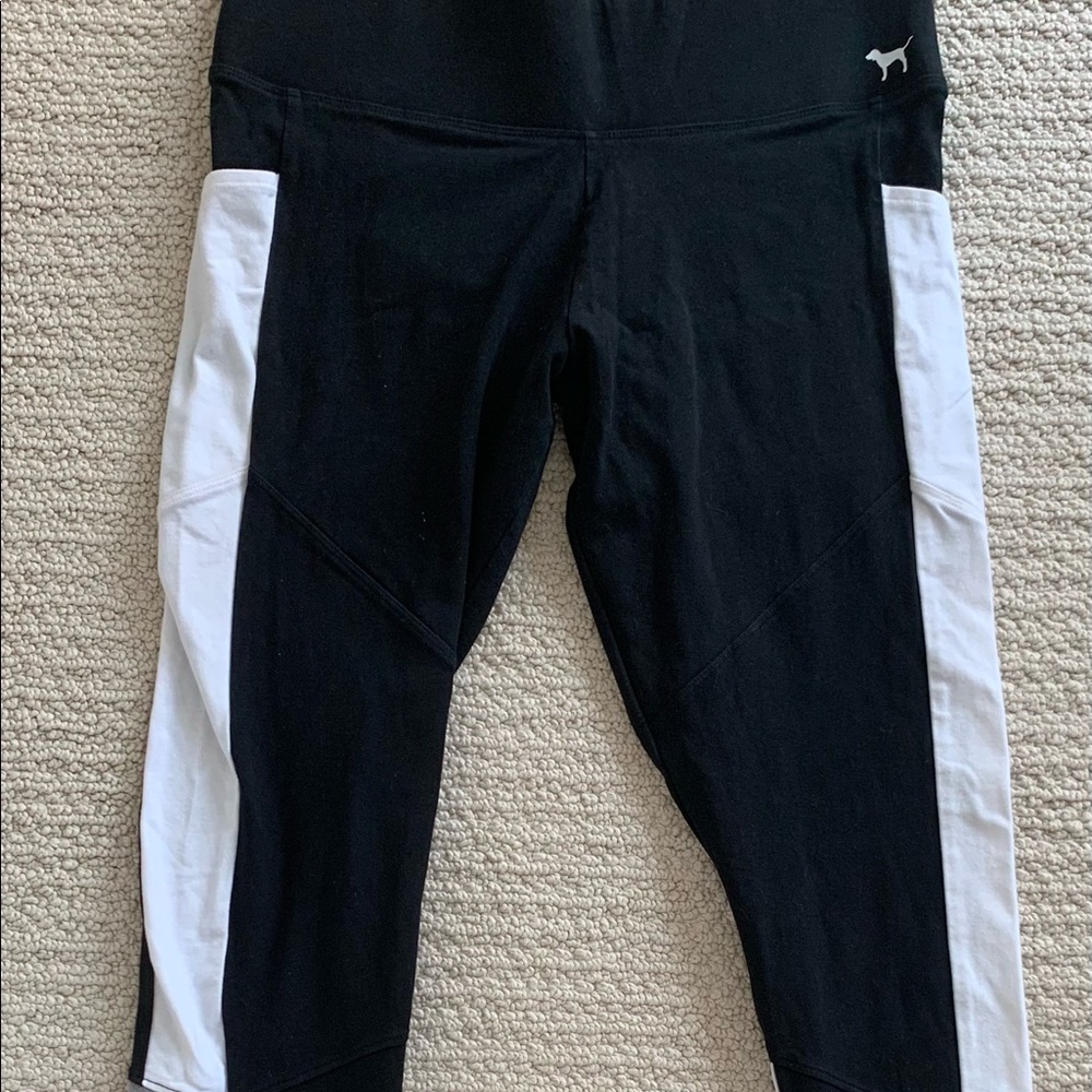 PINK Victoria’s Secret Yoga Legging Size Medium